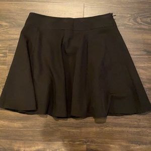 Black forever 21 skirt in small